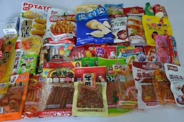 辣條唐僧肉蝦扯蛋,這些五毛零食都是三無產(chǎn)品,你吃過嗎?